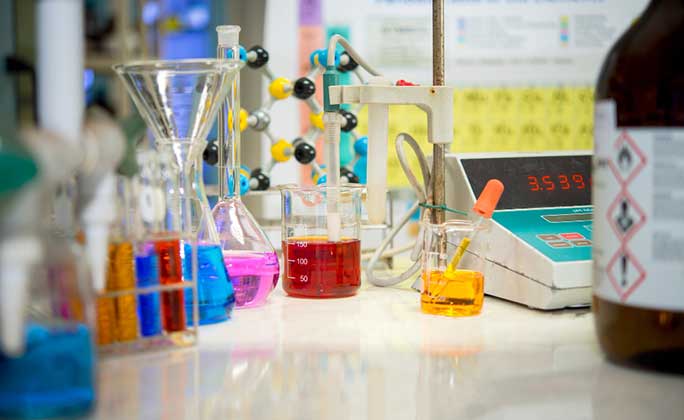 إدارة النشاط العلمي